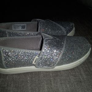 TOMS Silver Glitter Alpargata size T11